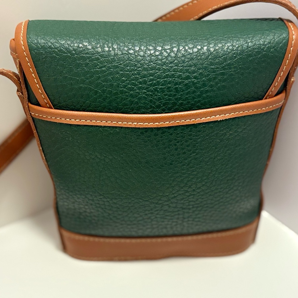 Vintage Michael Steven’s International Crossbody - Picture 3 of 8
